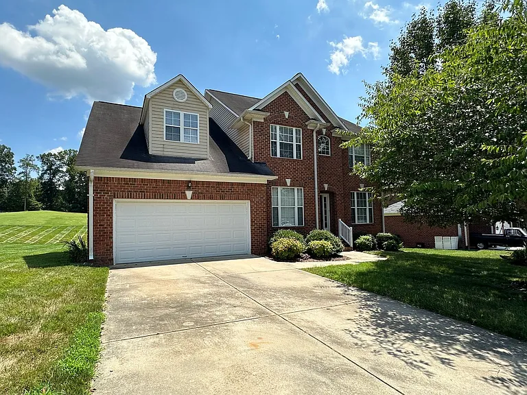 6378 Clubside Dr — Photo 1