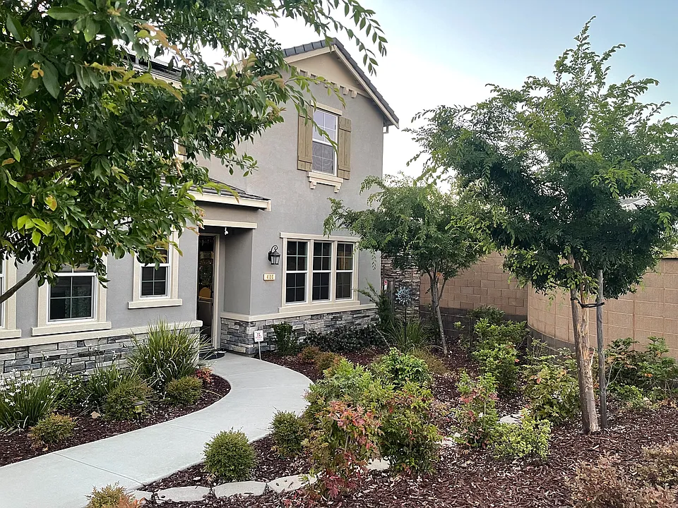 400 Van Dyke Way