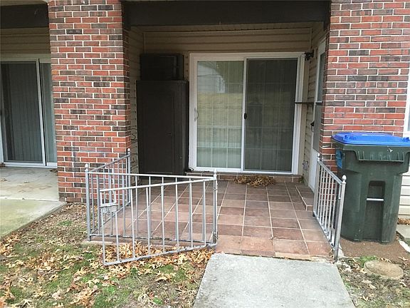 4th image of 9019 Villaridge Ct APT C