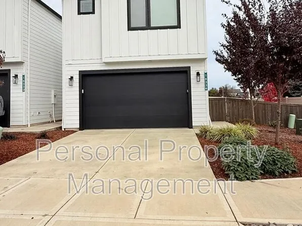 16336 NE 21st St, Vancouver, WA 98684