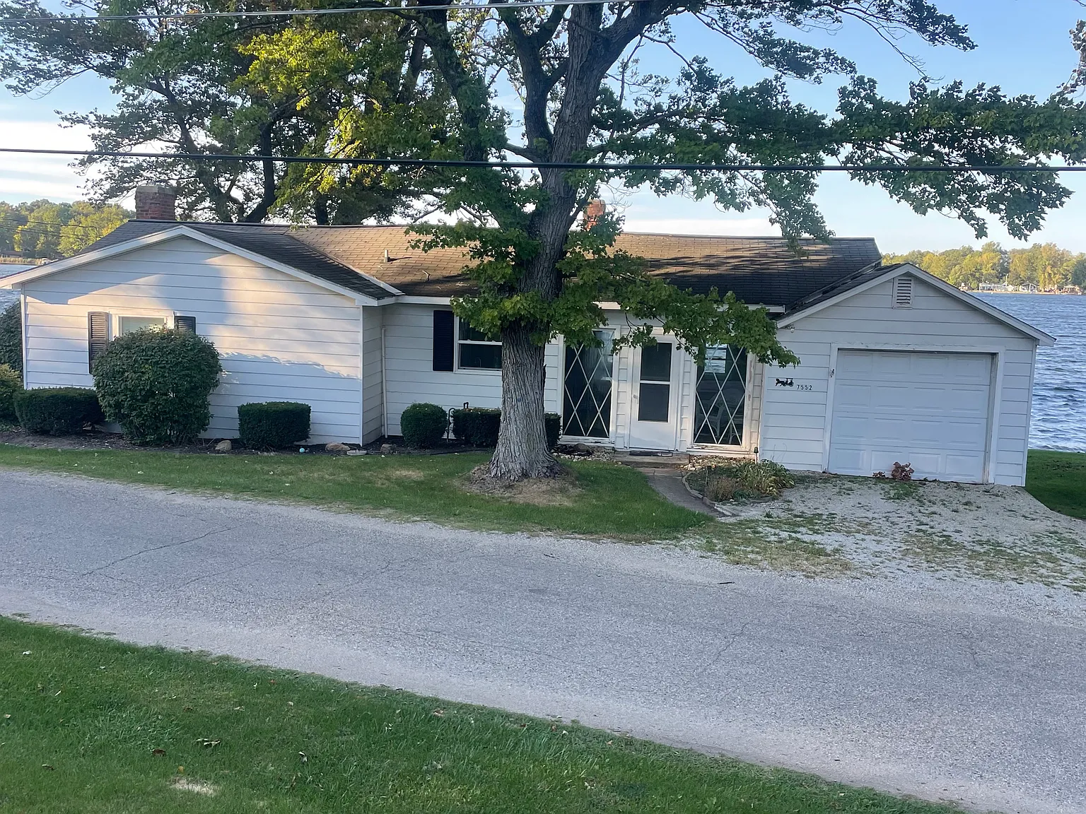 7552 W Swick Rd — Photo 1