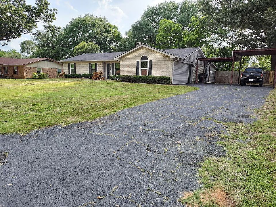 1st image of 2813 Eugenia Dr