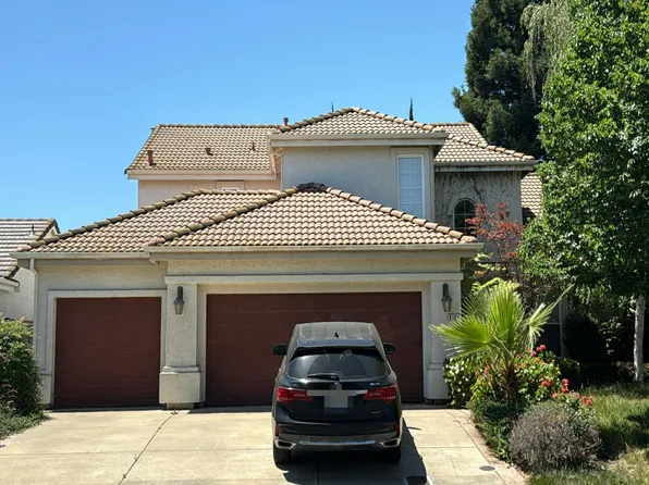 4144 Pinehurst Cir, Stockton, CA 95219