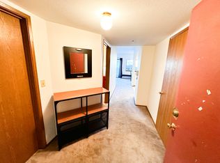 4011 Whitman Ave N #102, Seattle, WA 98103