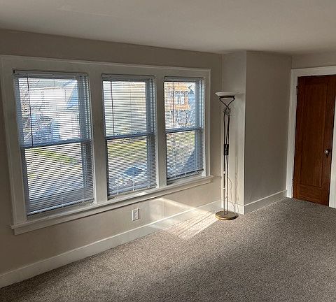 4th image of 226 Hamilton Dr Floor 2