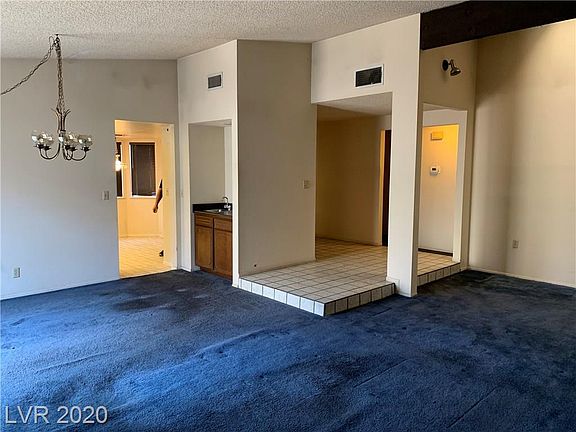 4th image of 2616 Lourdes Ave