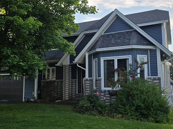 10 Brakes Place, Marystown, NL A0E2M0