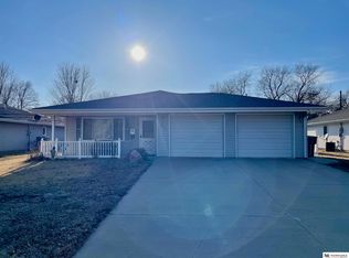 1025 Redwood Ave, Crete, NE 68333