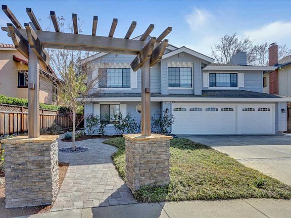 2nd image of 5914 Deerland Ct