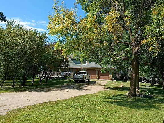 2nd image of 1070 Mitchell Ave SW
