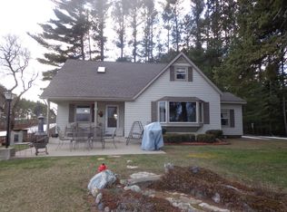 W7609 Saint Paul Rd, Crivitz, WI 54114