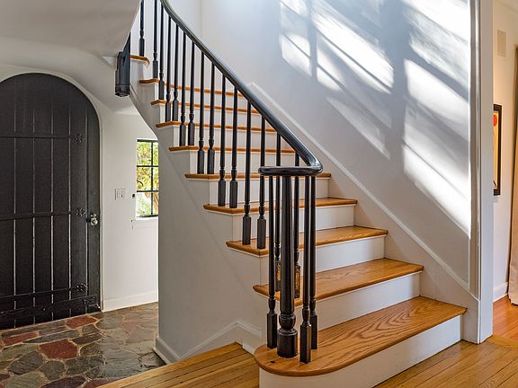 15-12 Shore Rd 2019 INT 47 - PRINT.jpg