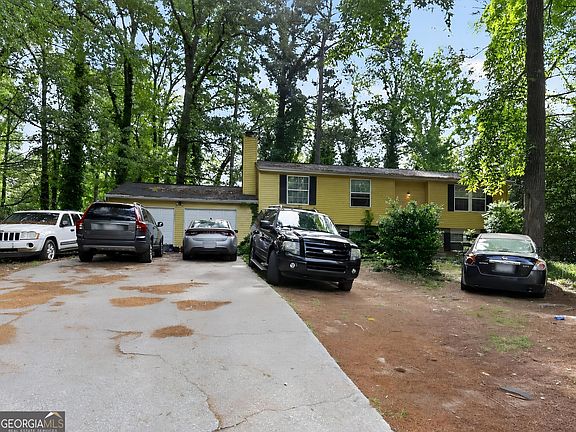 2nd image of 5744 Salem Rd