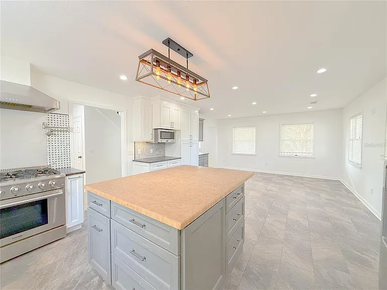 2827 Sanctuary Ln — Photo 19