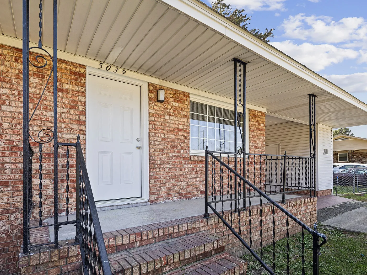 Single family — Photo 2