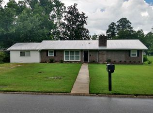 105 Davison St, Brewton, AL 36426