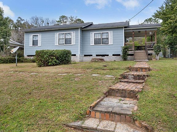 2nd image of 528 Truett Dr