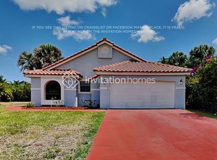 12450 Sand Wedge Dr, Boynton Beach, FL 33437