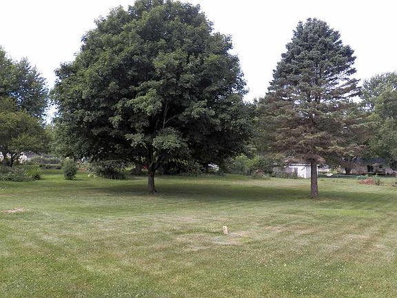3rd image of 6115 Bristlecone Ln