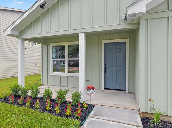 405 3rd Street, Hempstead, TX 77445