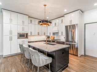400 SW 7th St UNIT 1-308, Des Moines, IA 50309