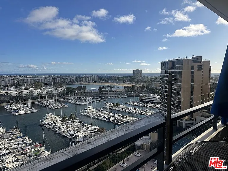 4314 Marina City Dr #1022 — Photo 24