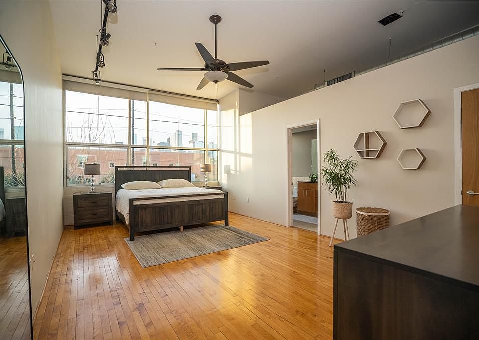 1st image of 1312 Live Oak St APT 223