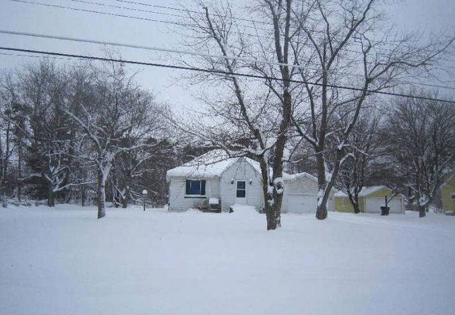 1st image of 258 Mae Rose Ave