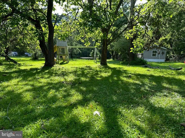 524 Ridge Valley Rd, Sellersville, PA 18960