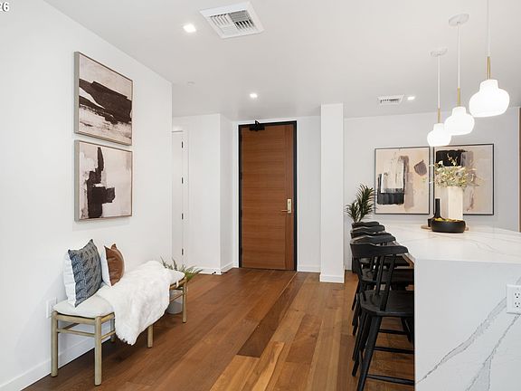 4th image of 590 Waterfront Way Unit 901