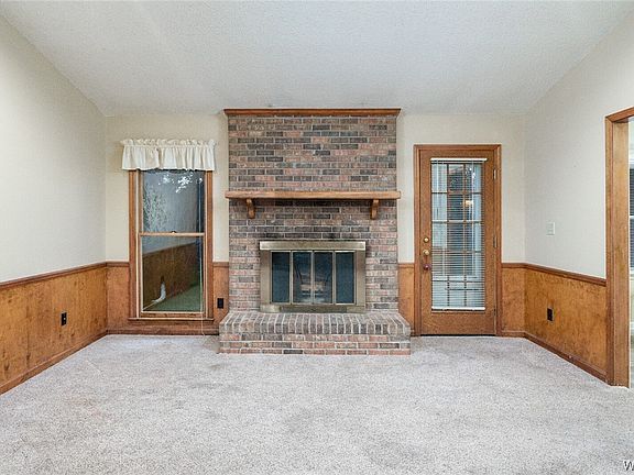 5th image of 14350 Gentry Dr
