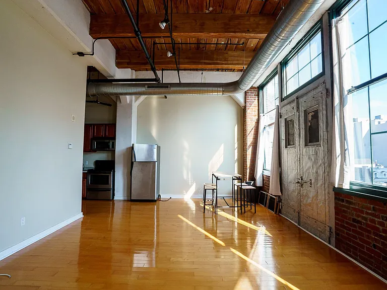 1010 Arch St #609 — Photo 15
