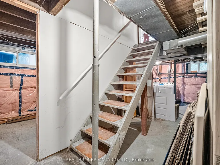 1019 Niagara St — Photo 5