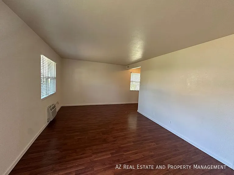 829 N 4th Ave #6 — Photo 8