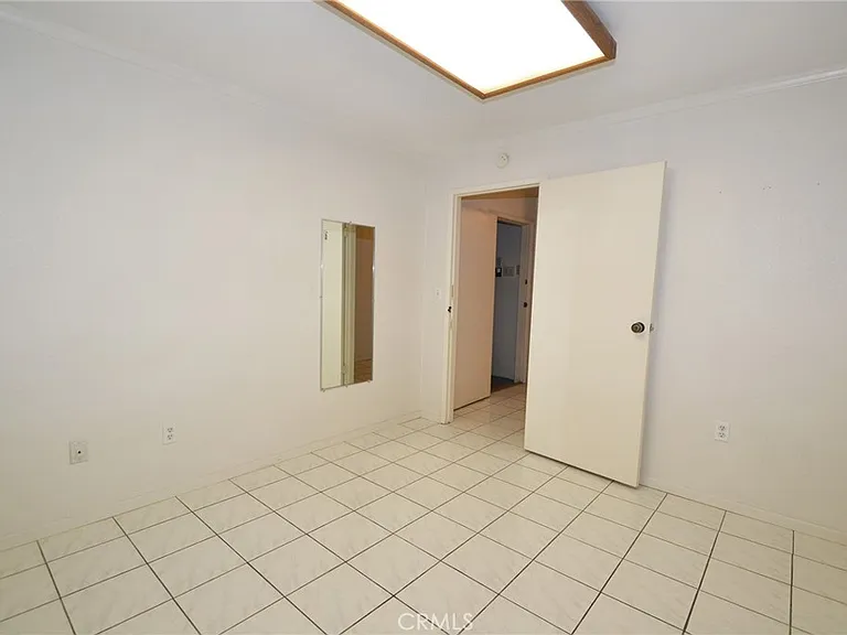 2595 Plaza Del Amo #413 — Photo 18