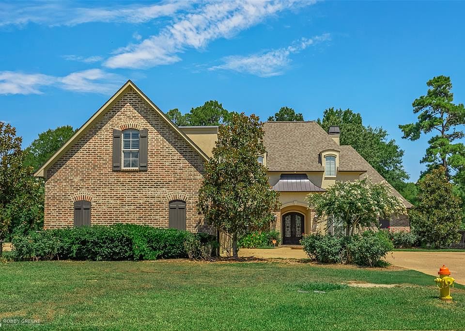 1st image of 188 Waters Edge Dr