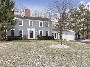 6S230 Cornwall Rd, Naperville, IL 60540