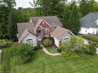 1225 River Run Dr, Macedonia, OH 44056