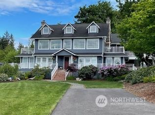 586 N Shore Blvd, Fox Island, WA 98333