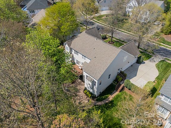 4th image of 8203 Sturminster Dr