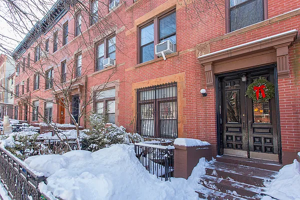 Rented by Dwell Residential Inc | media 87