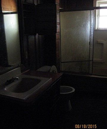 2nd image of 304 Holmes Ave