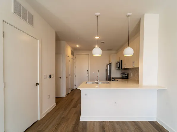 Ellis Highline, 6324 N Lamar Blvd #1-520, Austin, TX 78752