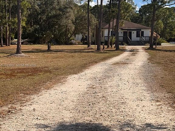 4th image of 1525 Hendry Isles Blvd