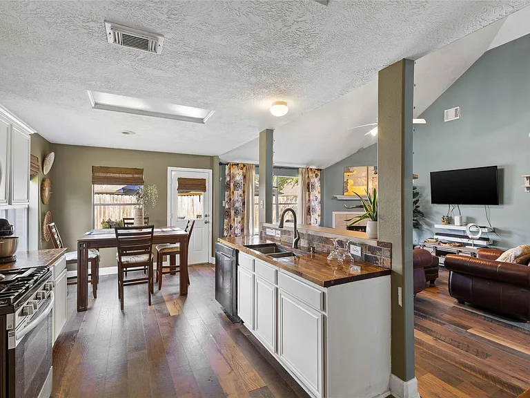 4111 Boulder Dr — Photo 9