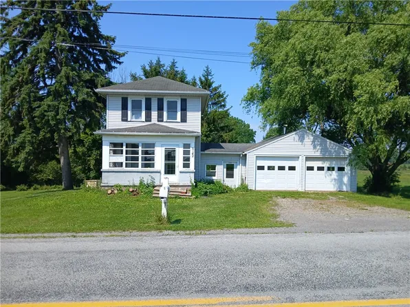 3142 Algerine St, Stanley, NY 14561