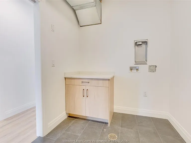 2451 Westminster Blvd #1 — Photo 15