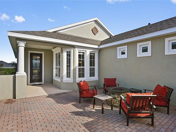 3rd image of 121 Cupania Ct