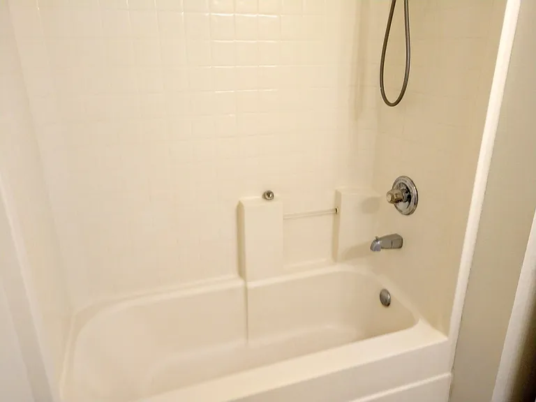 3908 Stuart Rd — Photo 12