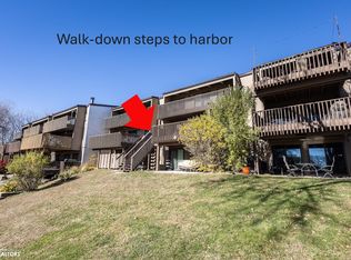 2700 N Shore Dr Unit G-24, Clear Lake, IA 50428